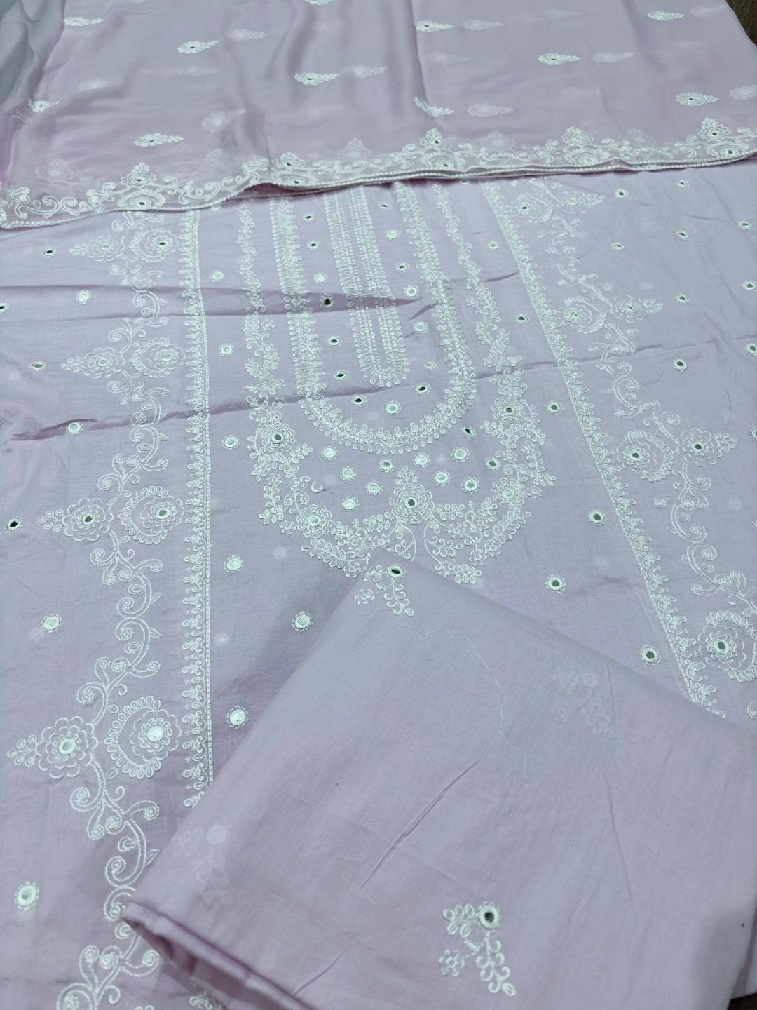 BAREEZE LAWN EMBROIDERED 3PC CHIFFON DOPATTA TZAJ-177