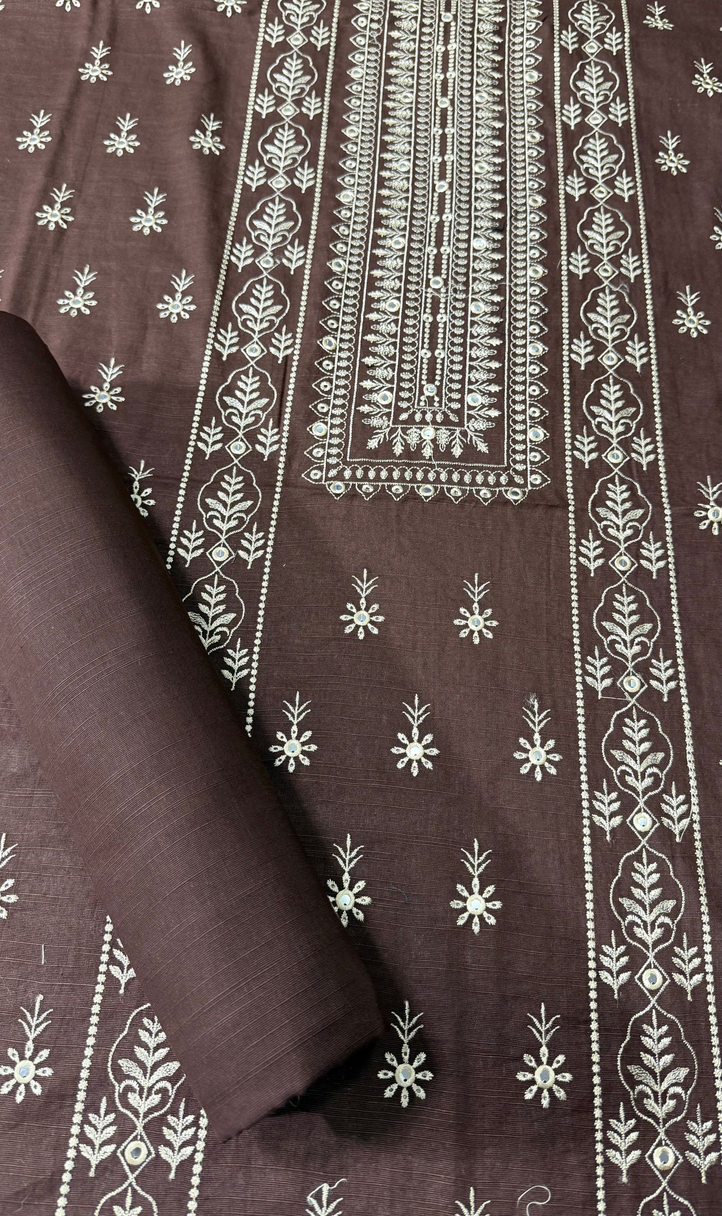 KHADDAR EMBROIDERED 2PC