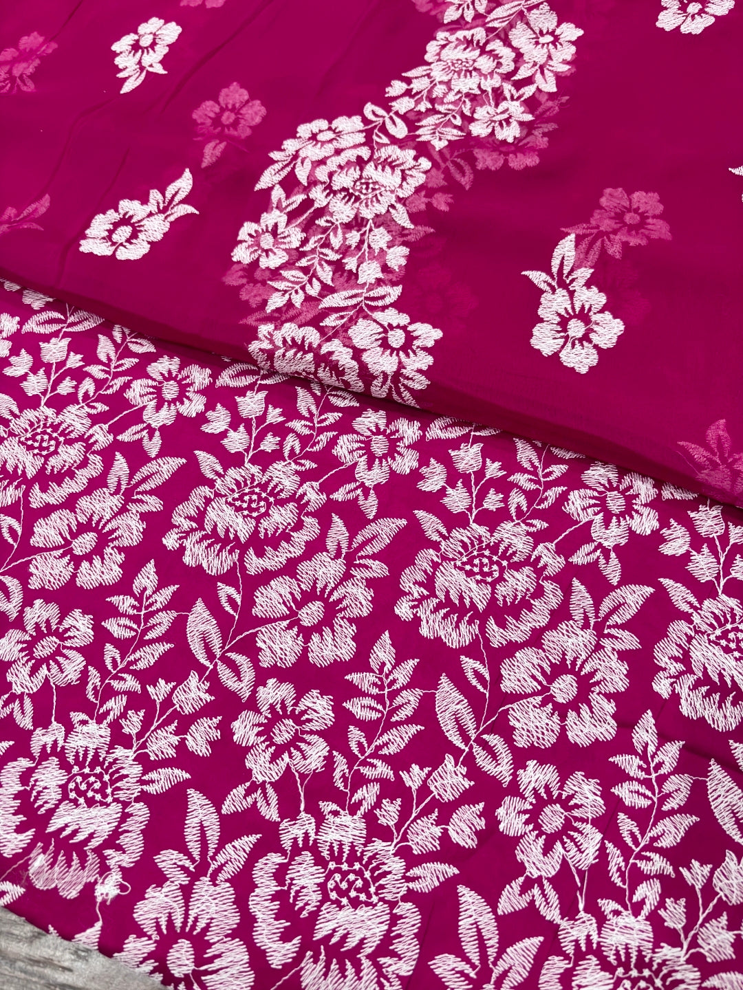 BAREEZE LAWN EMBROIDERED 3PC CHIFFON DOPATTA TZAJ-176