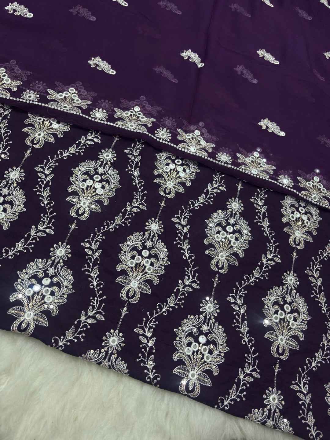 BAREEZE LAWN EMBROIDERED 3PC CHIFFON DOPATTA TZAJ-147