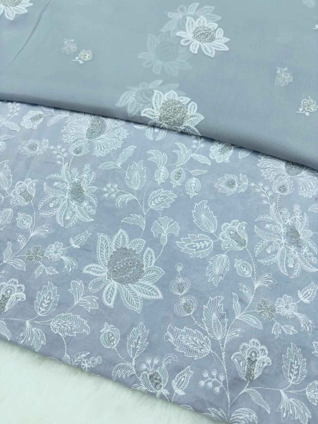 BAREEZE LAWN EMBROIDERED 3PC CHIFFON DOPATTA TZAJ-131
