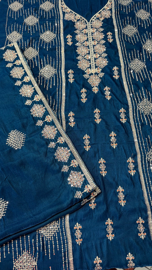 VELVET EMBROIDERED 3-PIECE TZAJ-281