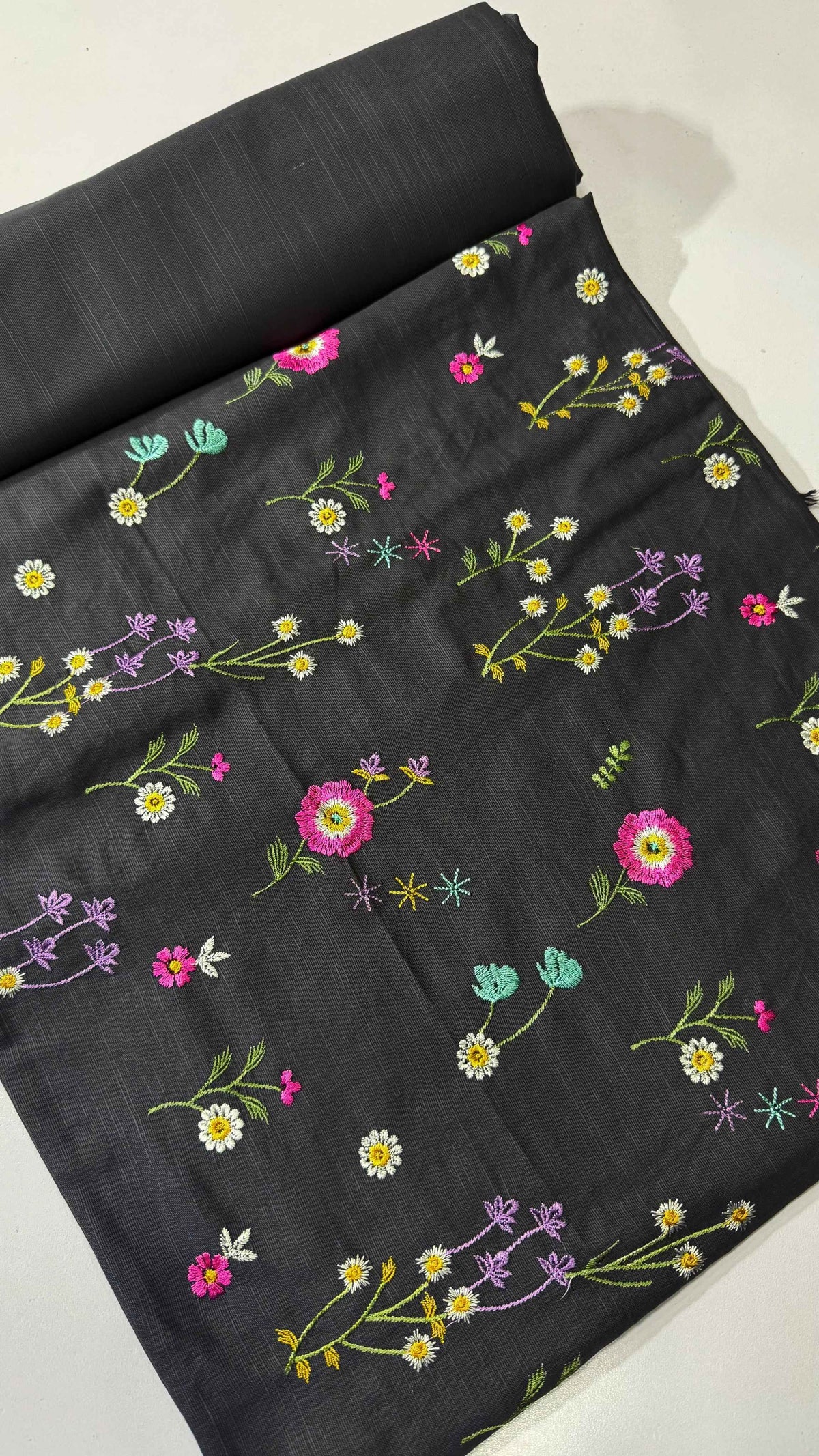Black Khaddar Embroidered 2-Piece Suit – Design 153 – Image 1 | TANIAZE
