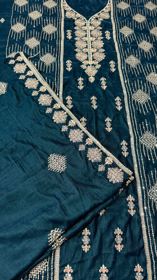 VELVET EMBROIDERED 3-PIECE TZAJ-271