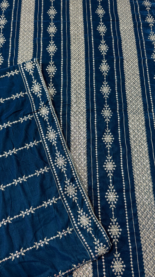 VELVET EMBROIDERED 3-PIECE TZAJ-242