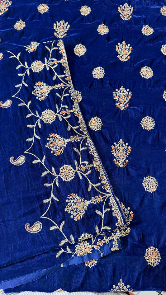VELVET EMBROIDERED 3-PIECE TZAJ-220