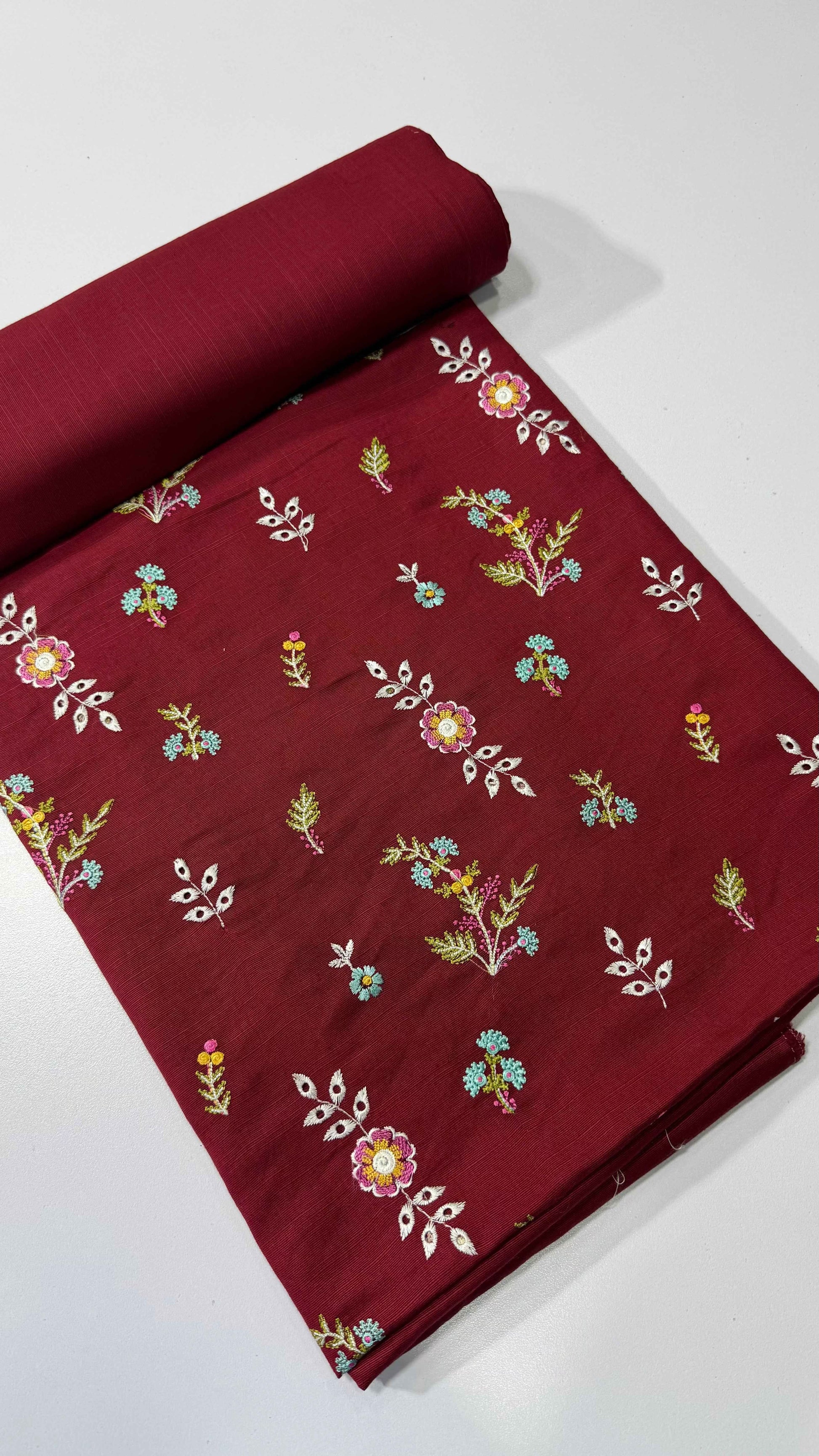 Maroon Khaddar Embroidered 2-Piece Suit – Design 150 – Image 1 | TANIAZE