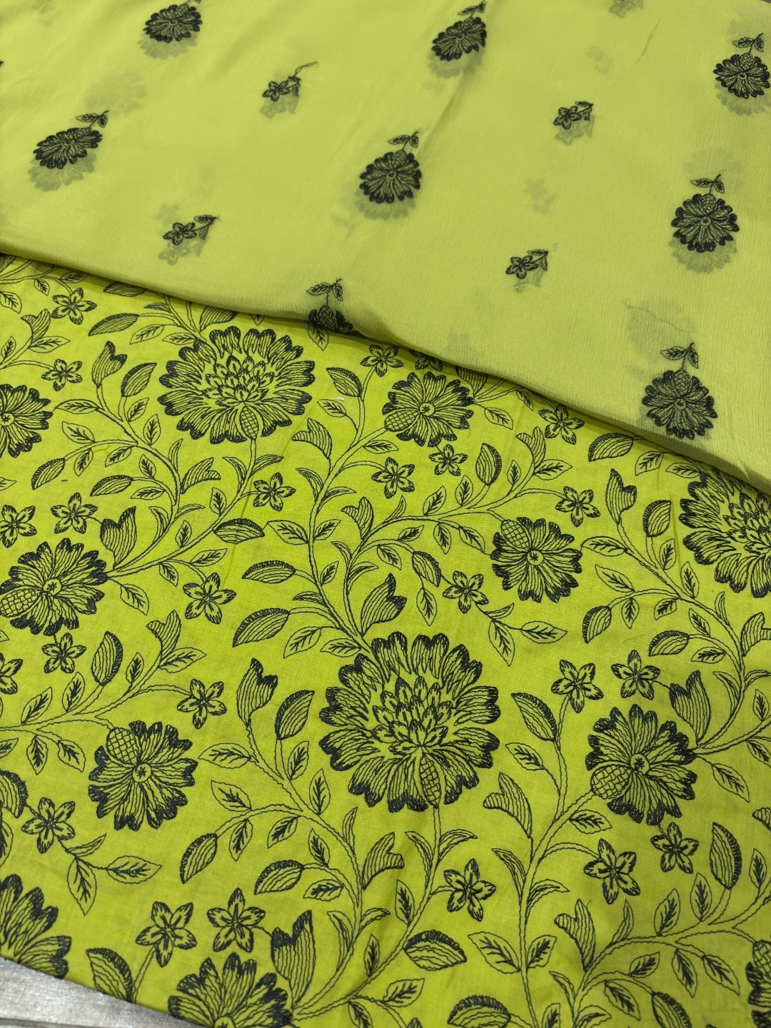 BAREEZE LAWN EMBROIDERED 3PC CHIFFON DOPATTA TZAJ-163