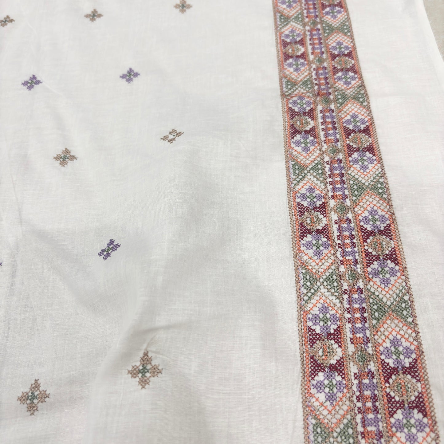 LAWN EMBROIDERED 3PC CHIFFON DOPATTA