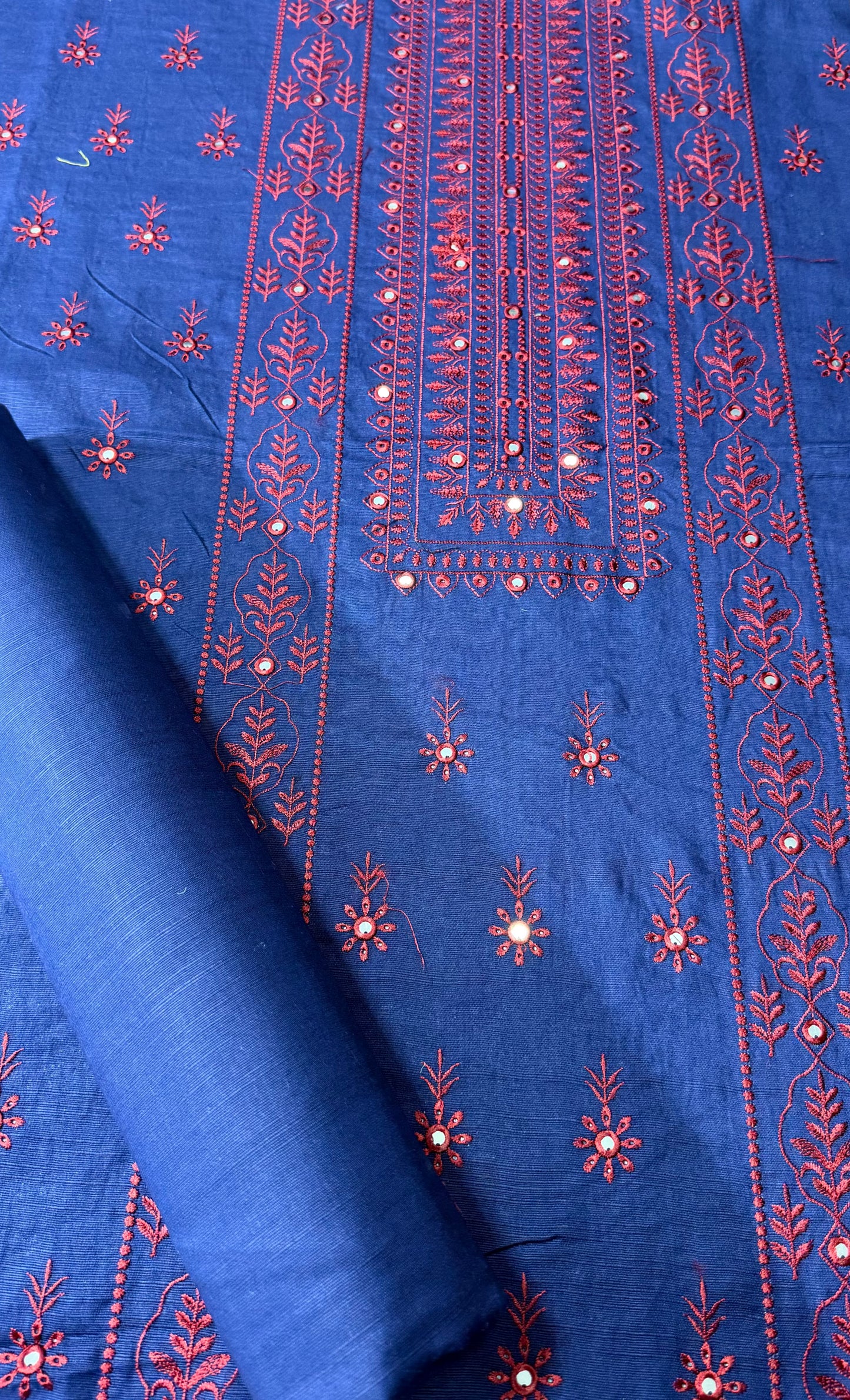 KHADDAR EMBROIDERED 2PC