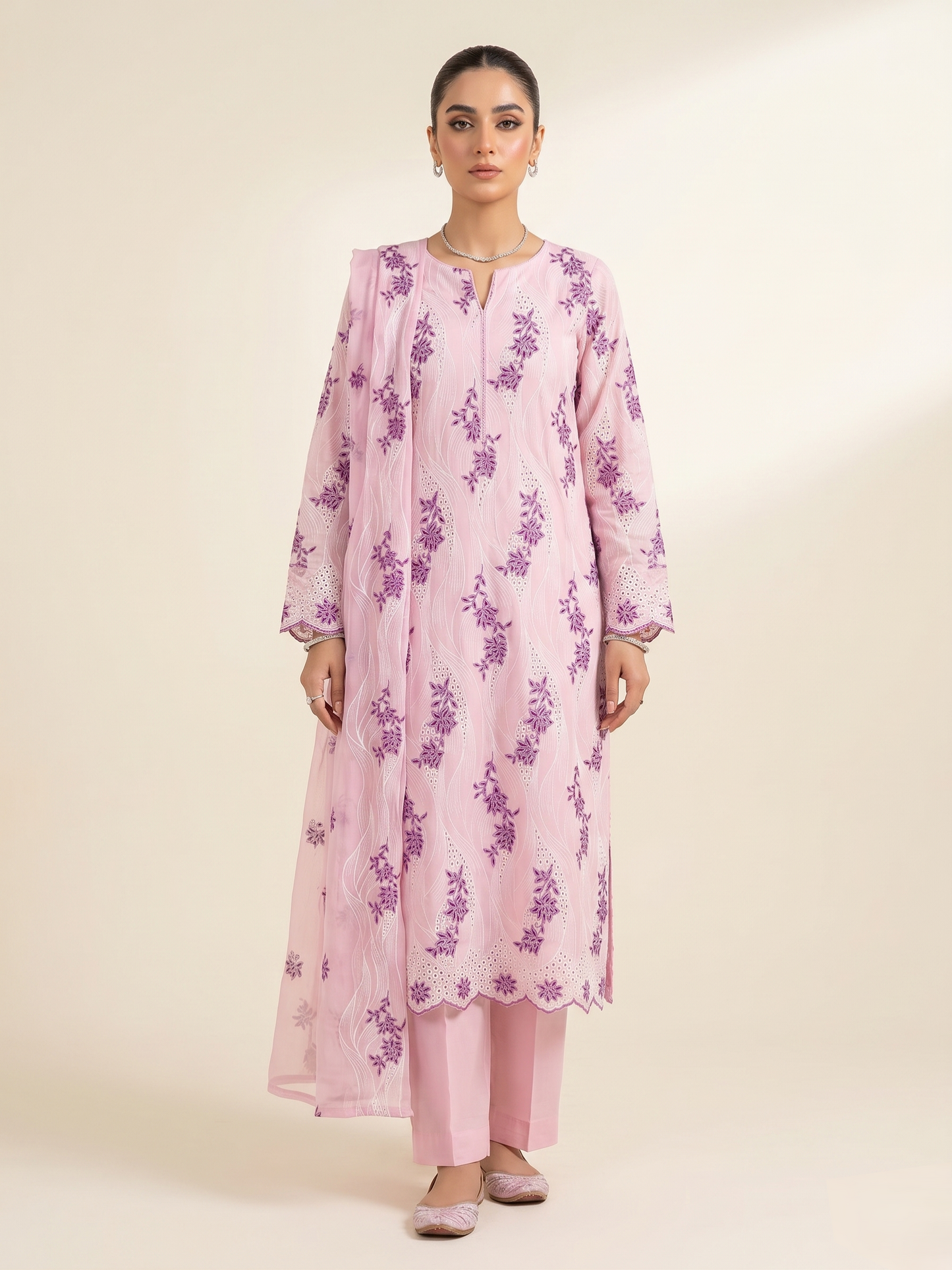 LAWN CHICKENKARI 3PC CHIFFON DOPATTA