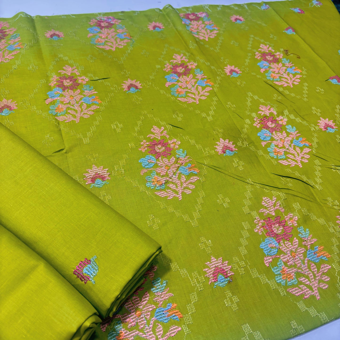 2 PIECE - EMBROIDERED LAWN SUIT SCV1-1660