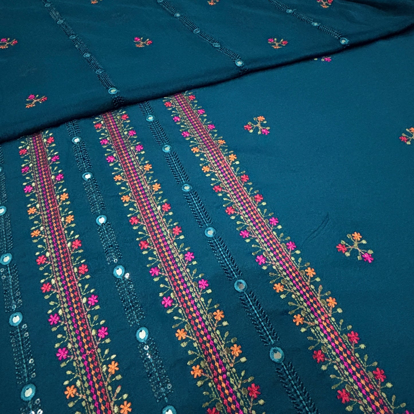 KARANDI EMBROIDERED 3-PIECE TZAJ-294
