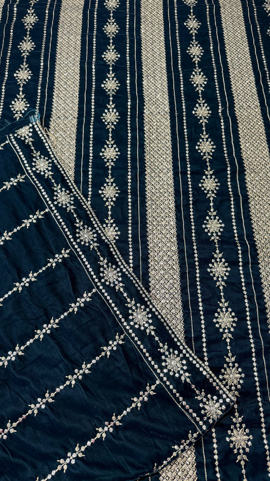 VELVET EMBROIDERED 3-PIECE TZAJ-244