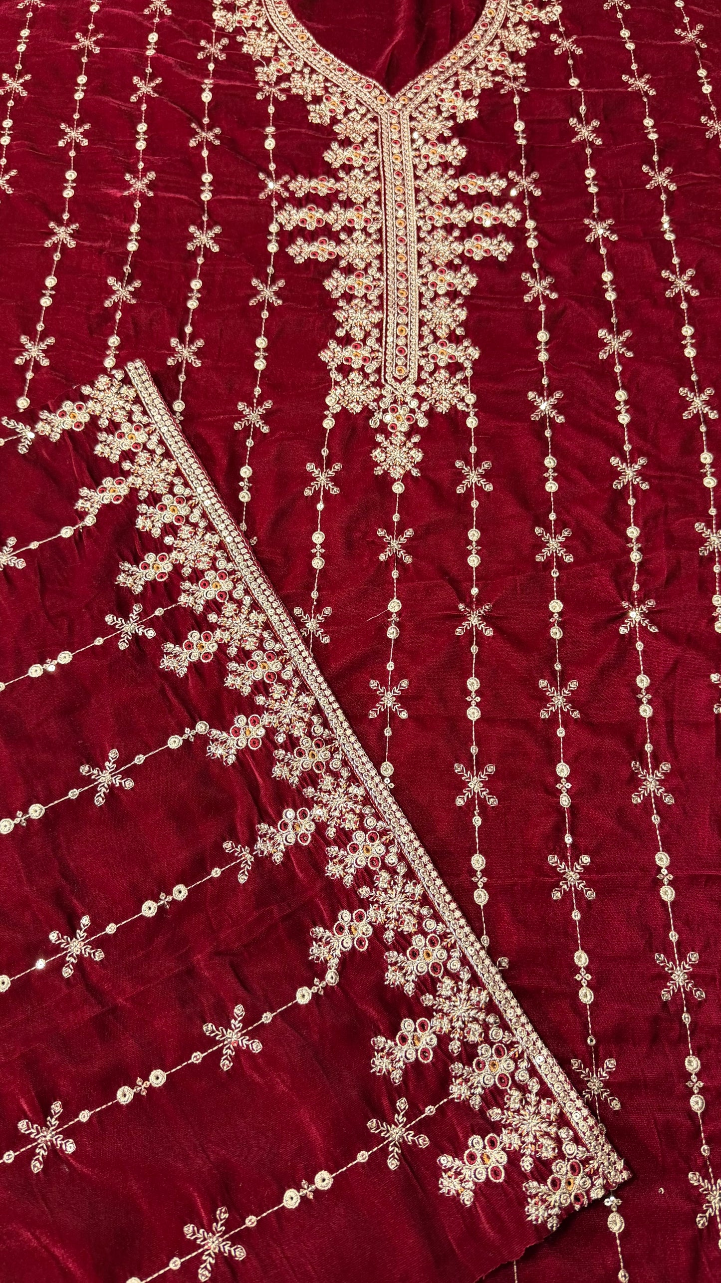 VELVET EMBROIDERED 3-PIECE TZAJ-259
