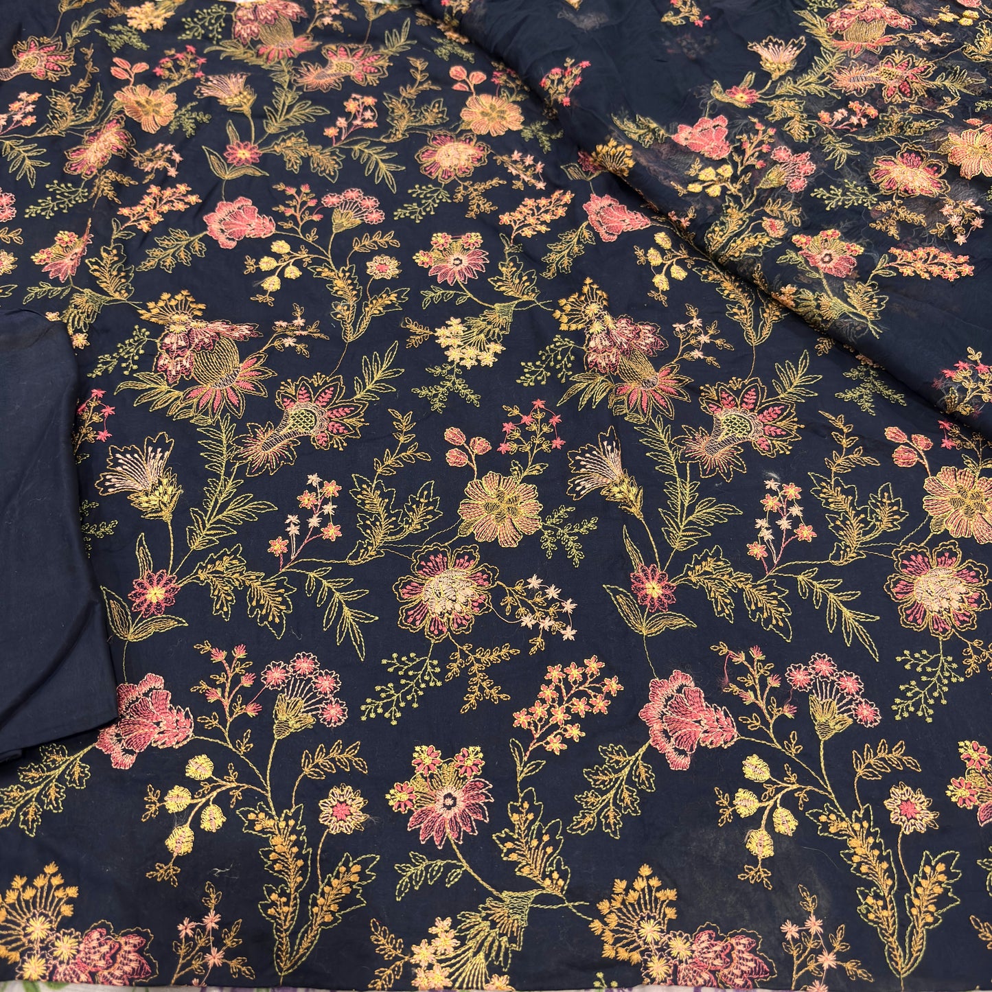Bareeze lawn embroidered 3pc