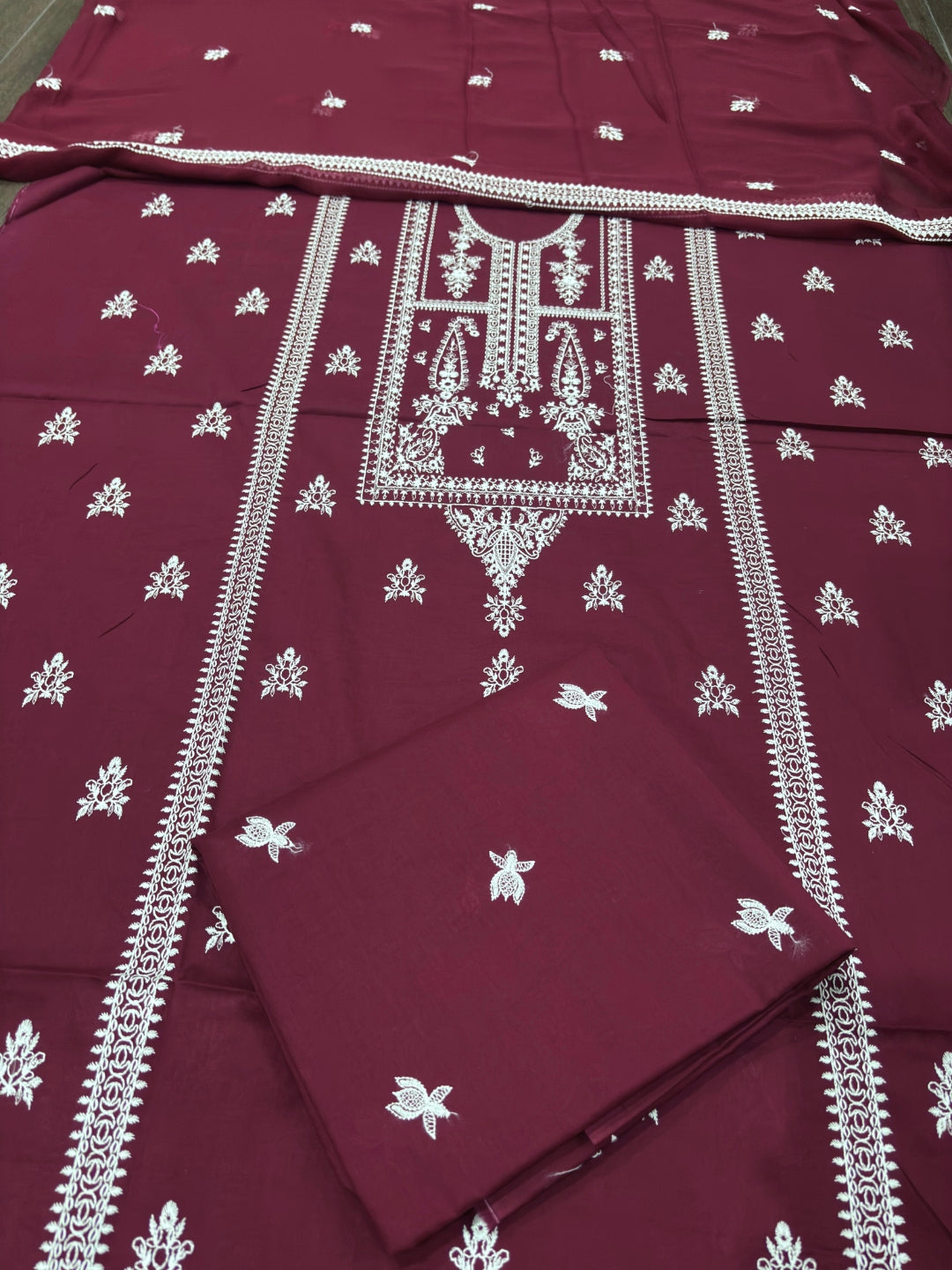 BAREEZE LAWN EMBROIDERED 3PC CHIFFON DOPATTA TZAJ-167