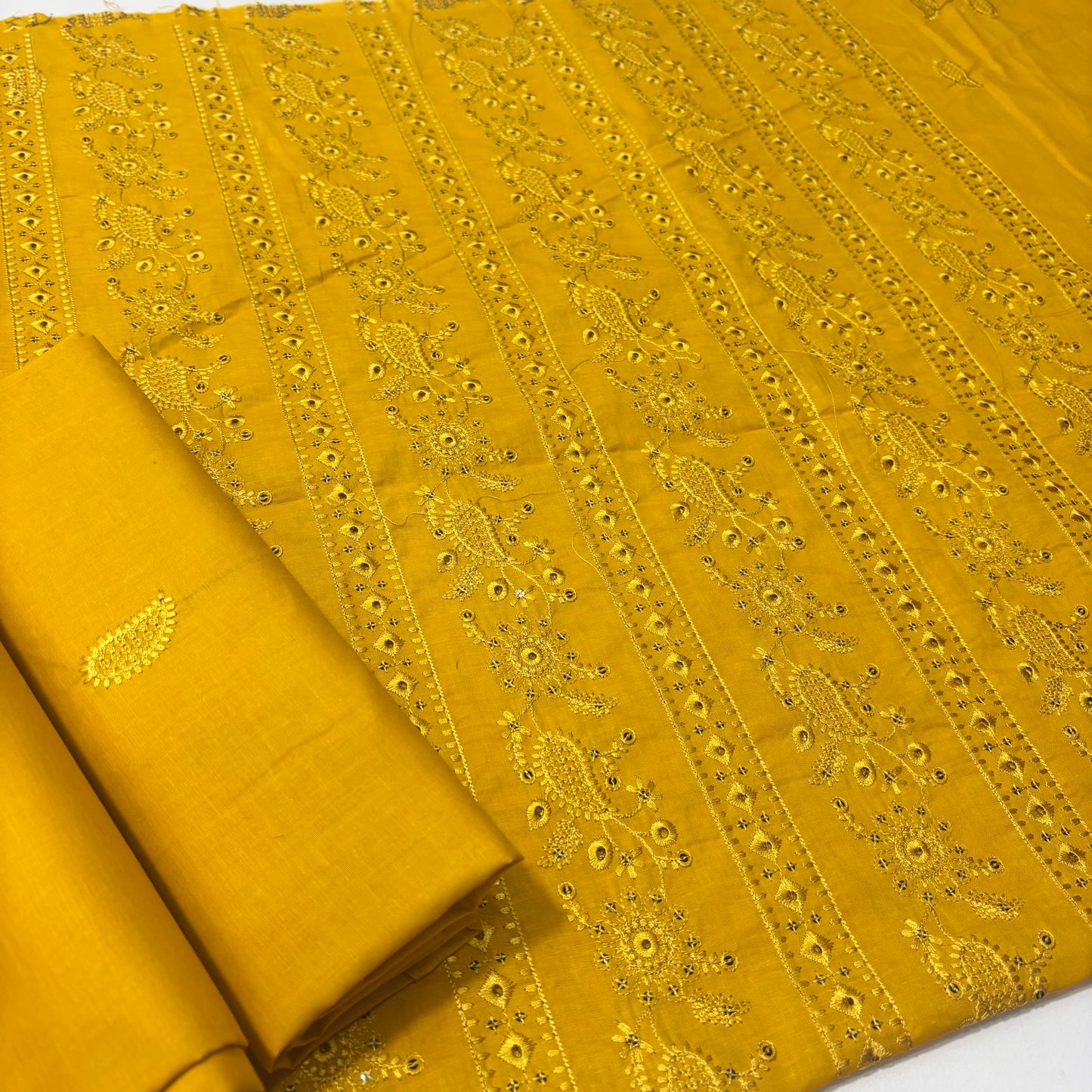 2 PIECE - EMBROIDERED LAWN SUIT SCV1-1673