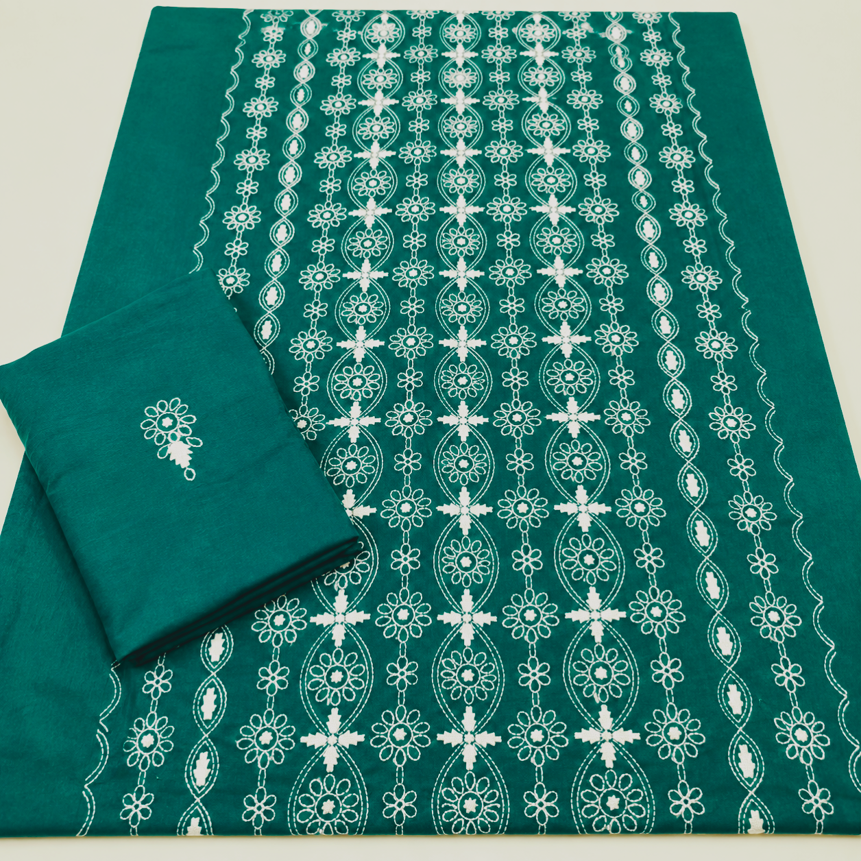 Hand Embroidered lawn 3pc